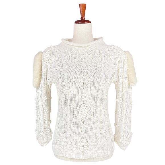 Jennifer Reed Sweaters - JENNIFER REED Vintage Hand Knit White Sweater w Real Fur Shoulder Accents Size S